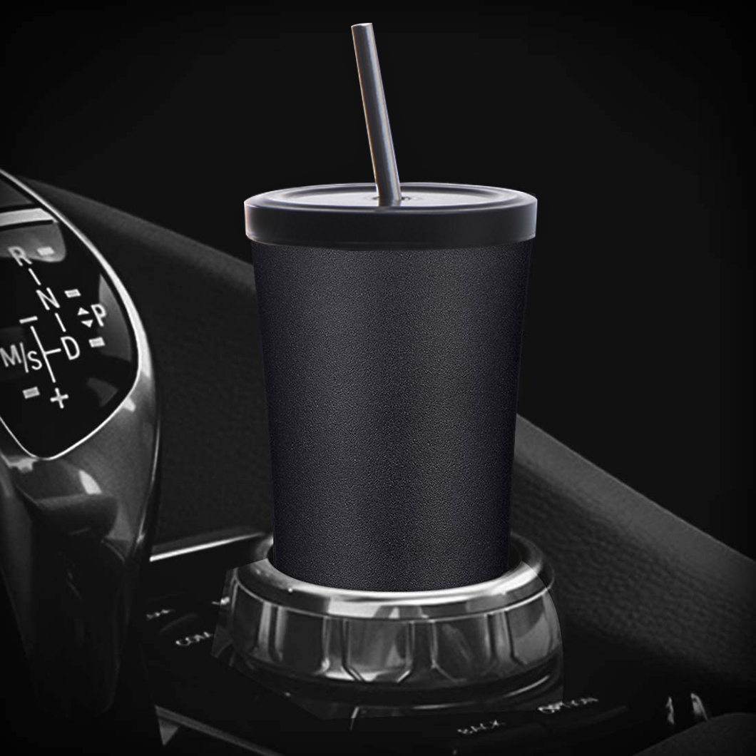 ge&iuml;soleerde termo -drank tuimelbekers