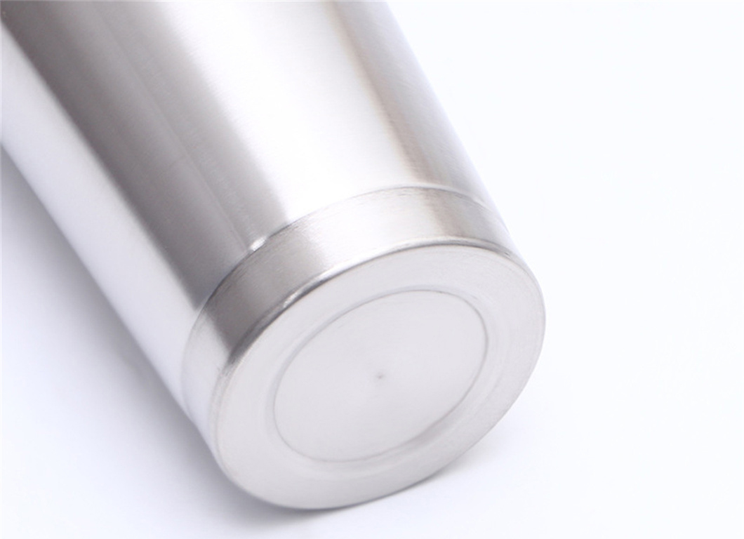 ge&iuml;soleerde termo -drank tuimelbekers